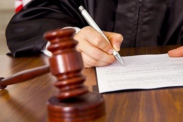 யாழில் இப்படி ஒரு நீதிபதியா... குவியும் வாழ்த்துக்கள்