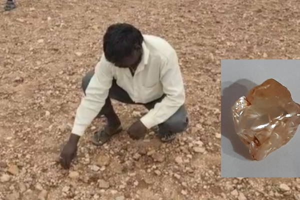 farmer-found-diamond-in-farming-land farmer-found-diamond-in-farming-land