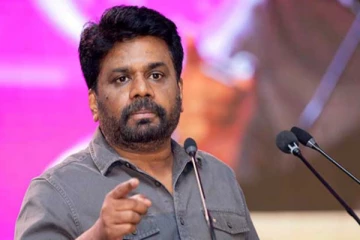 திசைகாட்டிக்கு ஆதரவளித்த ஆறு பேர் இடைநிறுத்தம்