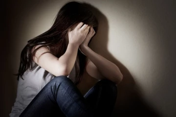 மசாஜ் நிலையத்தில் பெண்கள் கூட்டு பாலியல் வன்புனர்வு ; இலங்கையில் அதிர்ச்சி சம்பவம்