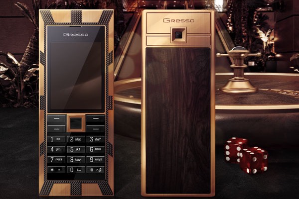 The Falcon Supernova iPhone 6 Pink Diamond, Stuart Hughes iPhone priceVertu Signature Cobra price, Gresso Luxor Las Vegas Jackpot, Diamond Crypto Smartphone price, Goldvish Le Million, most expensive phone price, luxury tech gadgets, phones for billionaires, most expensive phones in the world,luxury smartphones, most expensive phone, gold and diamond phones, collector phones, The World