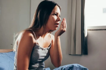 வெயிலில் வாய் துர்நாற்றம் வருகிறதா?10 நிமிடத்தில் உடனடி தீர்வு