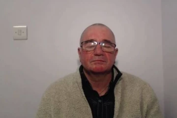 இதை பொலிஸில் நீ சொல்லக்கூடாது! பிரித்தானியாவில் மோசமான செயலை செய்து சிறுமியின் தாயாரை மிரட்டிய நபருக்கு தண்டனை அறிவிப்பு