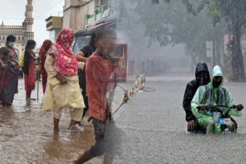 நிலவும் மோசமான வானிலையால் ஆயிரக்கணக்கானோர் பாதிப்பு: இருவர் பலி