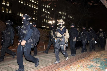 தென்கொரியாவில் வாழும் கனடியர்களுக்கு அறிவுறுத்தல்