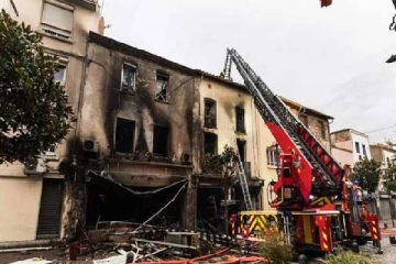 பிரான்சில்  தீவிபத்தால்  2 குழந்தைகள் உட்பட 7 பேர் பரிதாப பலி