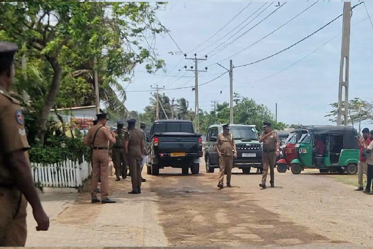 அடுத்தடுத்து வெடிக்கும் மோதல்கள் ; யாழ்ப்பாணம் சிறைச்சாலையில் விசேட பாதுகாப்பு | Tight Security Measures At Jaffna Prison அடுத்தடுத்து வெடிக்கும் மோதல்கள் ; யாழ்ப்பாணம் சிறைச்சாலையில் விசேட பாதுகாப்பு | Tight Security Measures At Jaffna Prison