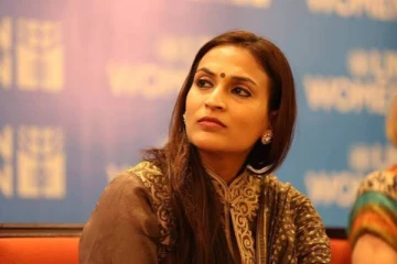 விவாகரத்து தொடர்ந்து  "ஒரு மாதத்திற்கு பிறகு மீண்டும்" - புகைப்படத்துடன் ஐஸ்வர்யா ரஜினிகாந்த் வெளியிட்ட பதிவு..