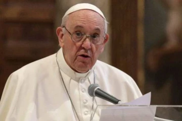 இந்திய மருத்துவர்களுக்கு பாராட்டுக்களை தெரிவித்த போப்  பிரான்சிஸ் ஆண்டவர்!