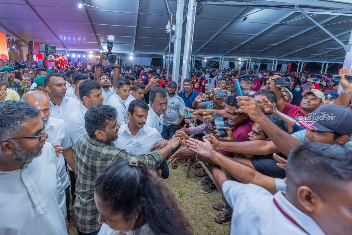 அரசாங்கம் மீதான மக்கள் நம்பிக்கை சிறிதளவும் குறையவே இல்லை! மார்தட்டிக்கொள்ளும் ரில்வின் | Rilvin Statement About Srilanka Government அரசாங்கம் மீதான மக்கள் நம்பிக்கை சிறிதளவும் குறையவே இல்லை! மார்தட்டிக்கொள்ளும் ரில்வின் | Rilvin Statement About Srilanka Government