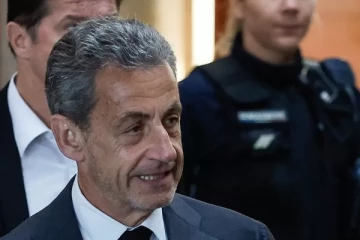 பிரான்ஸ் முன்னாள் ஜனாதிபதிக்கு ஊழல் வழக்கில் சிறை: மேல்முறையீட்டு மனு நிராகரிப்பு