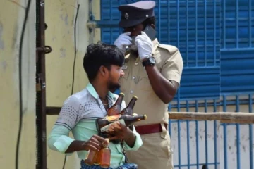 ‘’ தண்ணி தொட்டி தேடி வந்த கண்ணுக்குட்டிதான் ‘’  - பொங்கல் தினத்தன்று டாஸ்மாக்கில்  விற்பனை எவ்வுளவு தெரியுமா?