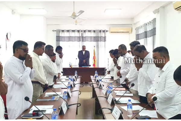 தம்பலகாமம் பிரதேச சபையின் பாதீடு வெற்றி! ஸ்ரீலங்கா முஸ்லீம் காங்கிரஸ் நடுநிலை | Dhampalakamam Pradeshiya Sabha Budget Victory தம்பலகாமம் பிரதேச சபையின் பாதீடு வெற்றி! ஸ்ரீலங்கா முஸ்லீம் காங்கிரஸ் நடுநிலை | Dhampalakamam Pradeshiya Sabha Budget Victory