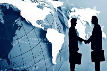 இலஞ்சம் கோரும் அரசியல்வாதிகளால் முதலீடு செய்ய மறுக்கும் வெளிநாட்டு முதலீட்டாளர்கள்