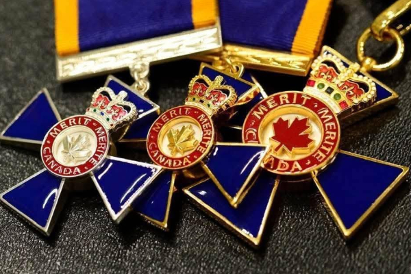 வெளிநாடொன்றில் மிக உயரிய விருதை வென்று வரலாறு படைத்த இலங்கைத் தமிழர் ; குவியும் வாழ்த்துக்கள் | Sri Lankan Tamil Wins Prestigious Award Abroad வெளிநாடொன்றில் மிக உயரிய விருதை வென்று வரலாறு படைத்த இலங்கைத் தமிழர் ; குவியும் வாழ்த்துக்கள் | Sri Lankan Tamil Wins Prestigious Award Abroad