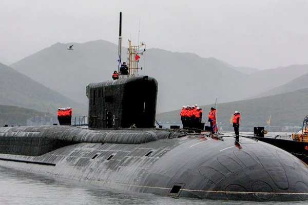 A Look at US and Russian Submarine Strength, US vs Russia Who Rules the Underwater World?