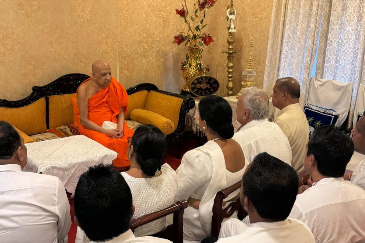 பௌத்த மதத்தின் வரலாற்றை மாற்றிய அநுர தரப்பு: எழுந்துள்ள குற்றச்சாட்டு | Anura That Transformed The History Of Buddhism பௌத்த மதத்தின் வரலாற்றை மாற்றிய அநுர தரப்பு: எழுந்துள்ள குற்றச்சாட்டு | Anura That Transformed The History Of Buddhism