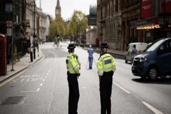 லண்டனில் தமிழர் பகுதியில் ரஷ்ய உளவாளிகள் | Russian Spies Arrested Britain In London