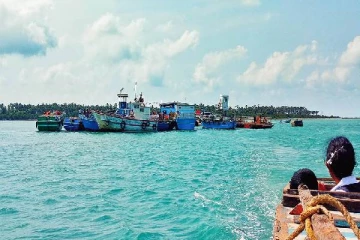 யாழில் இருந்து கடலுக்குள் சென்ற படகுகள் மாயம்