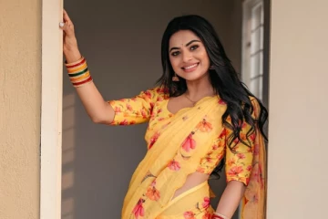 மஞ்ச காட்டு மைனா.. சீரியல் நடிகை டெல்னாவின் லேட்டஸ்ட் போட்டோஷூட்..