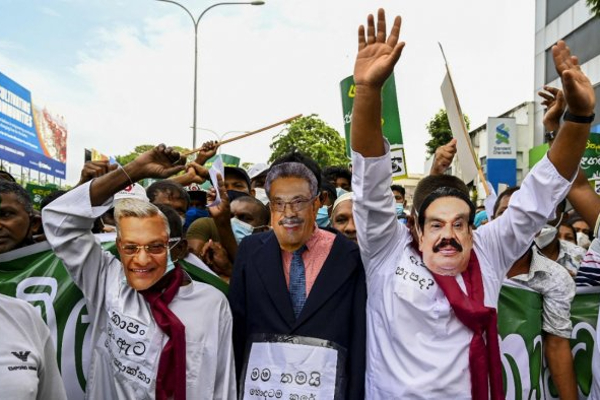 நெருக்கடியில் இலங்கை - அரசுக்கு எதிராக வெடிக்கும் போராட்டங்கள் - ஐபிசி தமிழ்