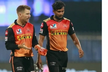 ஐபிஎல் போட்டியில் டெல்லி அணியிடம் உதைபட்ட ஹைதராபாத்! தமிழன் நடராஜன் இல்லாததால் தோல்வியா? பயிற்சியாளர் கருத்து