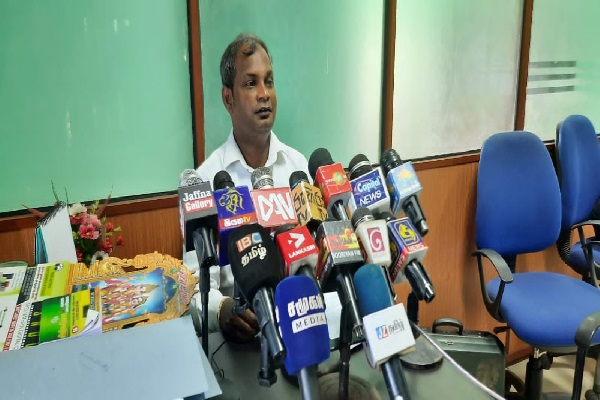 யாழ்ப்பாணம் வலிவடக்கில் பாரிய மண்மோசடி -உடன் நடவடிக்கை எடுக்க கோரிக்கை | Massive Mudslide In Jaffna