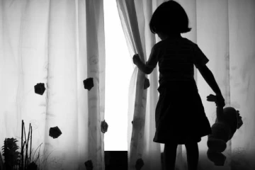 3 வயது குழந்தையை கொடூரமாக தாக்கி பாலியல் வன்கொடுமை - 16 வயது சிறுவன் வெறிச்செயல்!