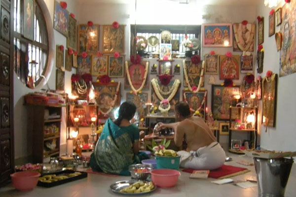 பிரிந்திருக்கும் கணவன் மனைவியை சேர்க்கும் உப்பு | Do This For Unity Between Husband And Wife
