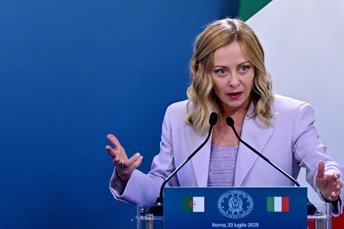 ஈரானின் மிலேச்சத்தனமான தாக்குதல்கள்! வளைகுடாவுக்கு விரையும் இத்தாலிய வான் பாதுகாப்பு படை | Italy To Send Air Defence Aid To Gulf States