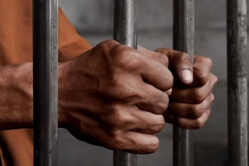 கைதிகளுக்கான உணவு பொதியில் போதைப்பொருள்