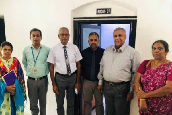 கல்முனையில் தனியார் வைத்தியசாலைகளில் திடீர் பரிசோதனைகள்! | Sudden Checks In Private Hospitals In Kalmunai