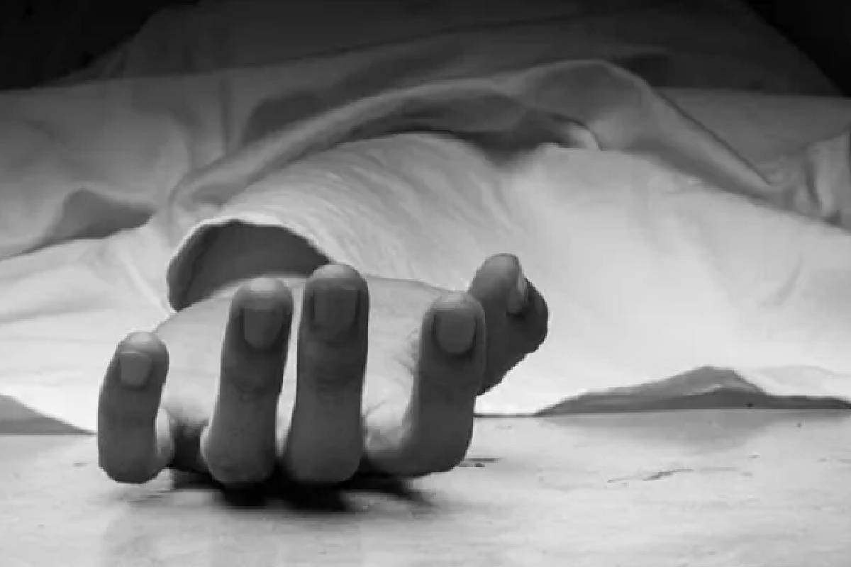 யாழில் இளம் சட்டத்தரணி திடீரென உயிரிழப்பு! | Young Lawyer Dies Of Heart Attack In Vadamarachchi