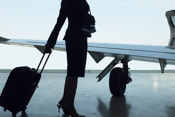 பாலியல் வன்கொடுமை.. அத்துமீறியவரை அறையில் பூட்டி வைத்த பெண்! | Locks Man Who Raped Her At Her House