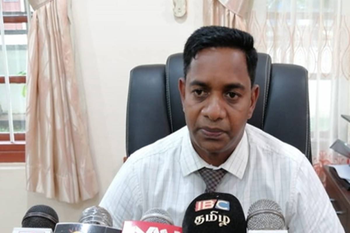 யாழ்.போதனா வைத்தியசாலை தொடர்பில் சமூக வலைத்தளங்களில் முறையற்ற செய்திகள்! மக்களுக்கு விடுக்கப்பட்டுள்ள கோரிக்கை | News Regarding Jaffna Teaching Hospital யாழ்.போதனா வைத்தியசாலை தொடர்பில் சமூக வலைத்தளங்களில் முறையற்ற செய்திகள்! மக்களுக்கு விடுக்கப்பட்டுள்ள கோரிக்கை | News Regarding Jaffna Teaching Hospital