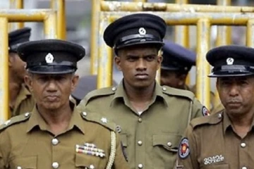 இரத்தக்காயங்களுடன் ஆணின் சடலம் மீட்பு!