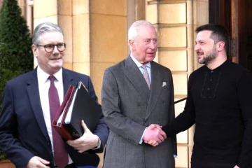 மன்னரின் ஆதரவை பெற்ற ஜெலென்ஸ்கி; ஸ்டார்மர் அறிவித்த நான்கு அம்சத் திட்டம்