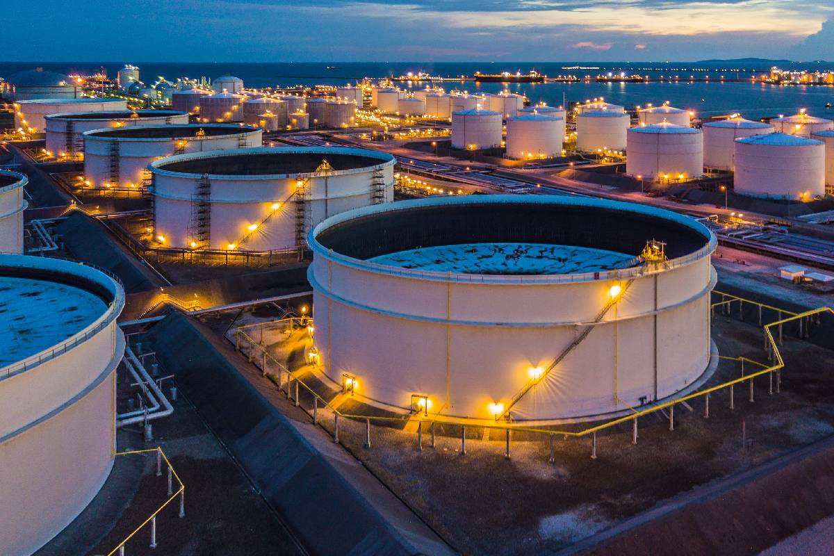 மணிக்கு 30 மில்லியன் டொலர்... ஈரான் போரால் ஆதாயம் ஈட்டிய பெரும் எண்ணெய் நிறுவனங்கள் | Oil Giants Massive Gains Iran War