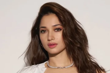 6 நிமிடத்திற்கு 6 கோடி வாங்கிய நடிகை தமன்னா..