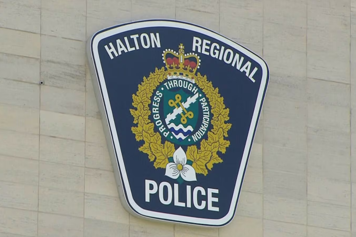 கனடாவில் அடுத்தடுத்து 3 கார் கடத்தல்கள்: 17 வயது சிறுவர்கள் இருவர் அதிரடி கைது! | Two 17 Year Old Boys Charged In 3 Carjackings