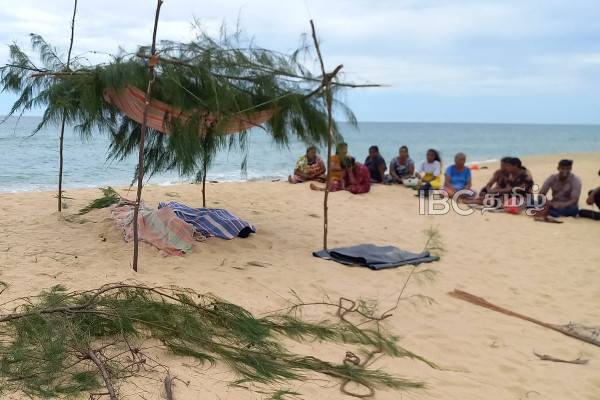 கடலில் மூழ்கி இரு மாணவர்கள் பலி - மட்டக்களப்பில் சோகம்..! | 2 School Student Death In Batticaloa