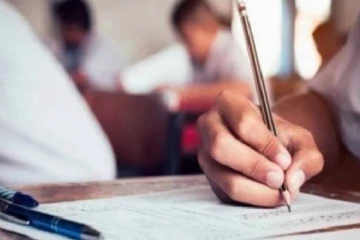 புலமைப்பரிசில் பரீட்சை வினாத்தாள் கசிவு... ஆசிரியர் உட்பட இருவருக்கு நேர்ந்த கதி!