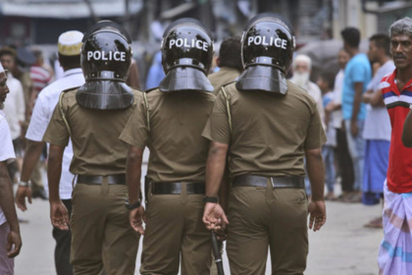 உள்ளூர் துப்பாக்கியுடன் சந்தேக நபர் ஒருவர் கைது | Suspect Arrested With Local Firearm
