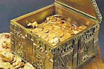 பிரபல ஜோதிடரிடம் கோடிக்கணக்கில் கொள்ளையிட்ட மனைவி