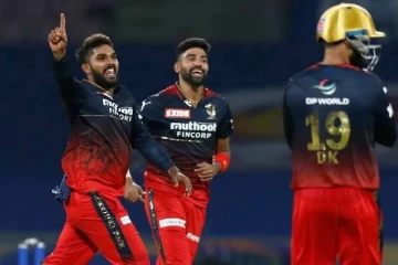 ஹசரங்கா சுழலில் சின்னாபின்னமான கொல்கத்தா; 128 ஓட்டங்களில் ஆல்-அவுட்!