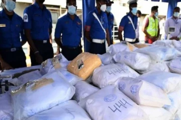 200 கிலோ கிராம் போதைப்பொருள்... 10 இலங்கை மீனவர்கள் அதிரடி கைது!