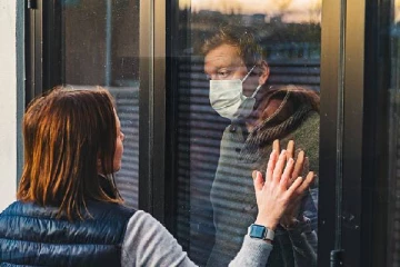 ஐந்து நாட்கள் தனிமைப்படுத்தல்... சுவிஸ் நிபுணர்கள் விடுக்கும் கடும் எச்சரிக்கை