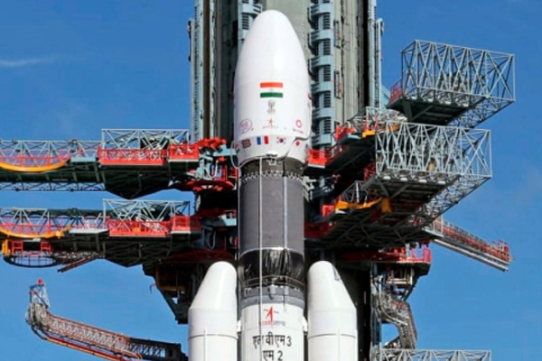 சந்திரனில் தரையிறங்க தயாராகவுள்ள இந்திய விண்கலம் | Chandrayaan 3 Spacecraft To Land Soon