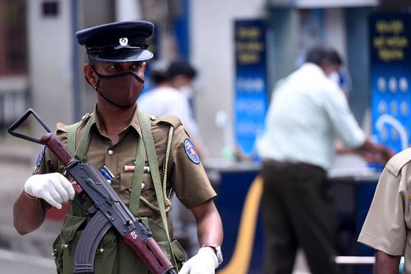 கிளிநொச்சியில் ஒரு வாரத்தில் பல இடங்களில் கொள்ளை: தொடரும் விசாரணை | Serial Robbery In Kilinochchi