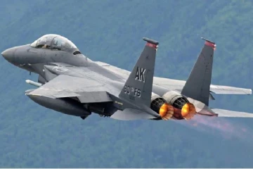 புறப்பட்டு சில நொடிகளில் காணாமல் போன போர் விமானம்